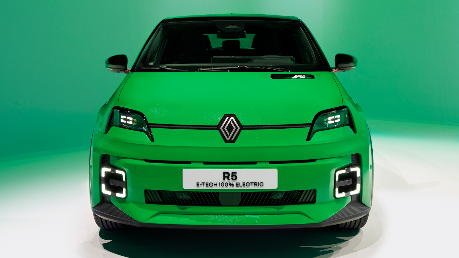 Green Renault 5 EV front view