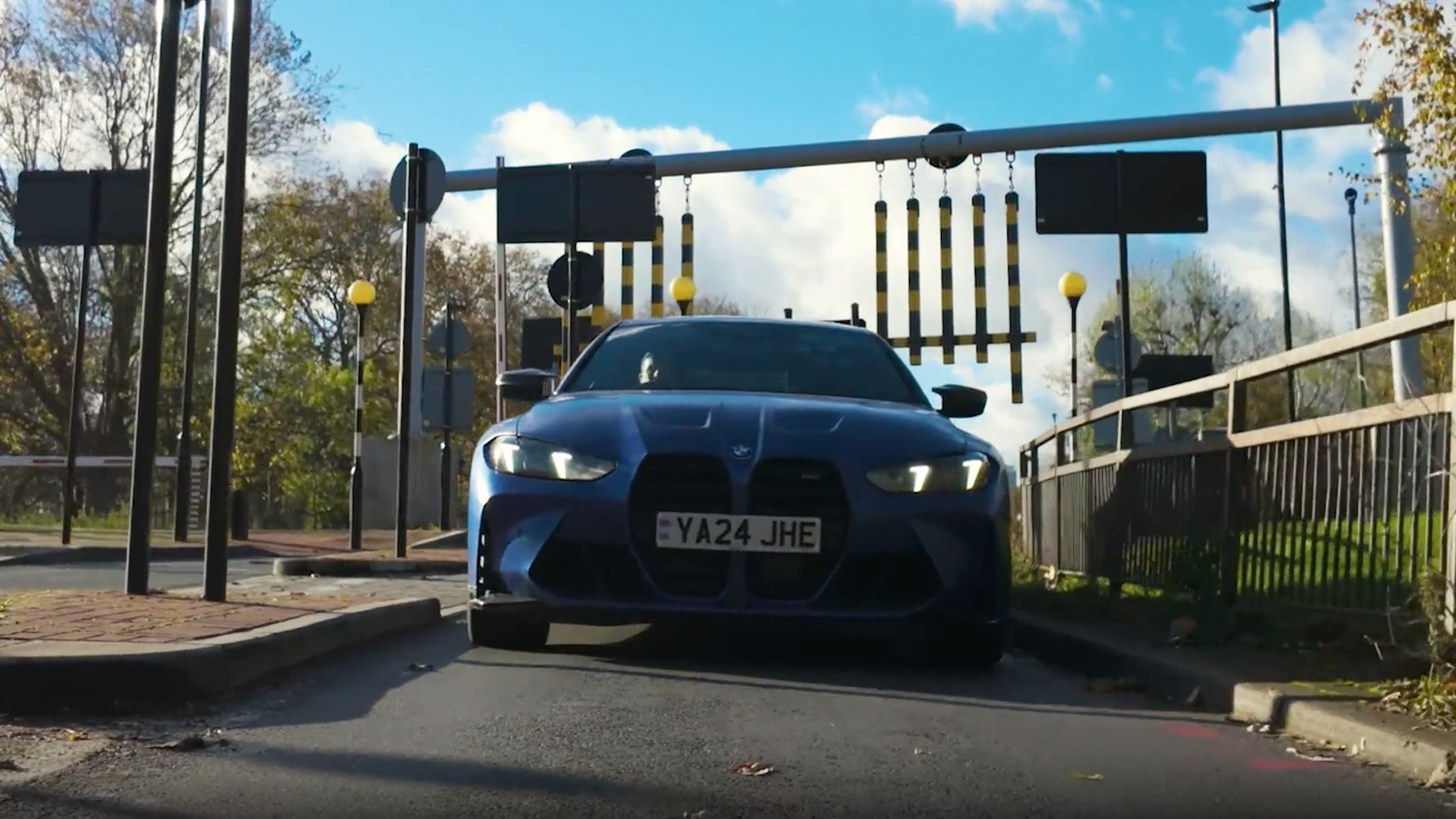 BMW M4 entering width restrictor