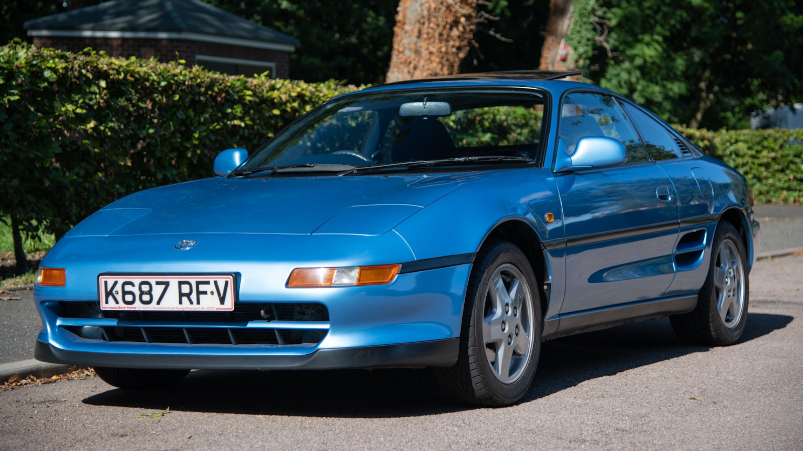 Blue Toyota MR2